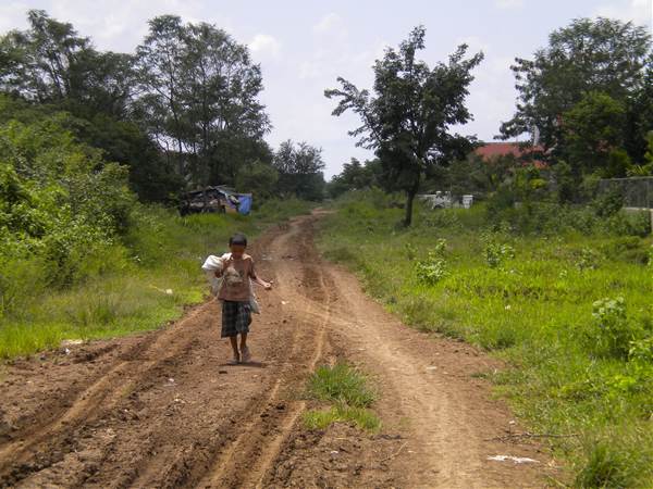 カンボジアの農家に残る貧困の深い闇 活動ブログ 認定npo法人かものはしプロジェクト